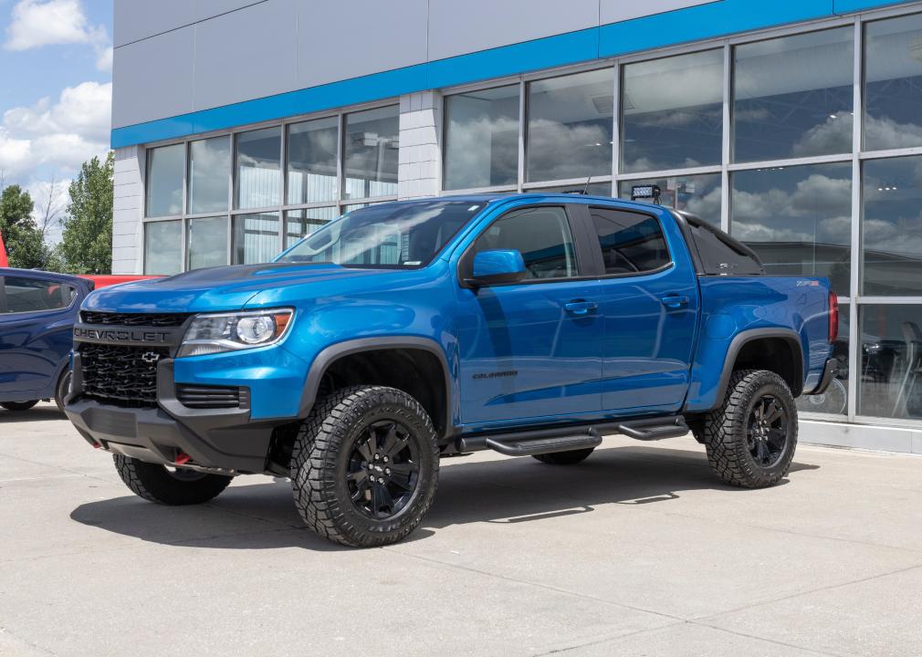 blue chevy 4x4 truck, 10 most stolen car models
