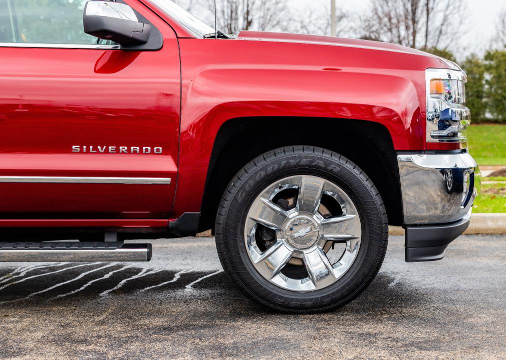 red chevy silverado, 10 most stolen car models